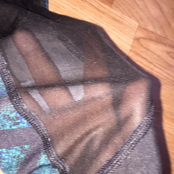 Black and green work out leggings - Picture 4 of 4